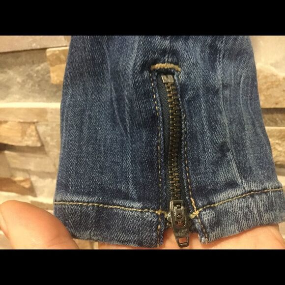 ZARA  Mid-rise Jeans   - Picture 4 of 7
